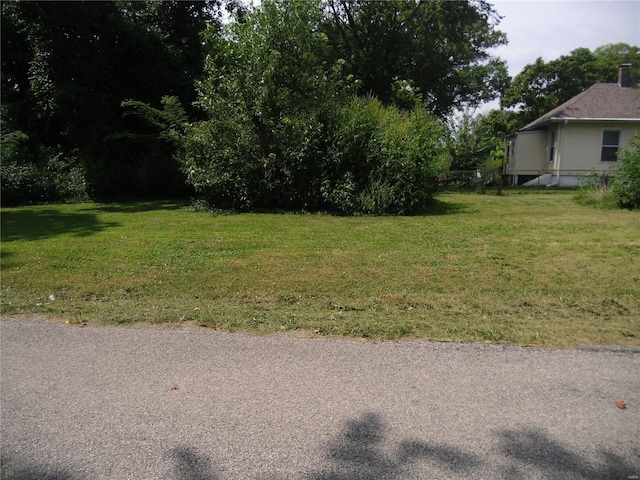 Listing photo 2 for 515 Cherry St, Lebanon IL 62254