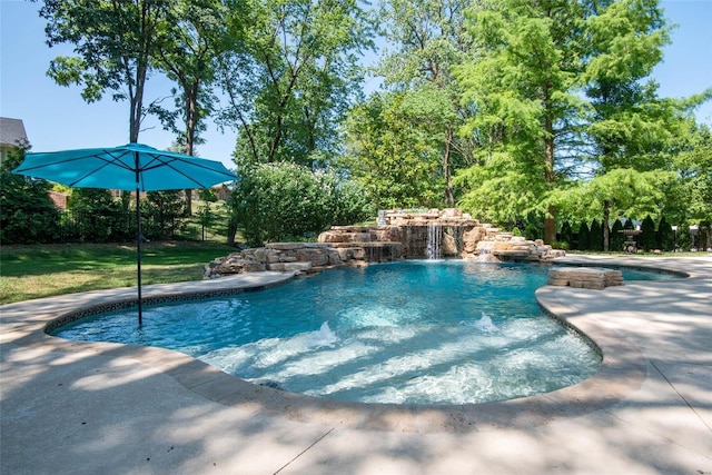 view of pool featuring pool water feature