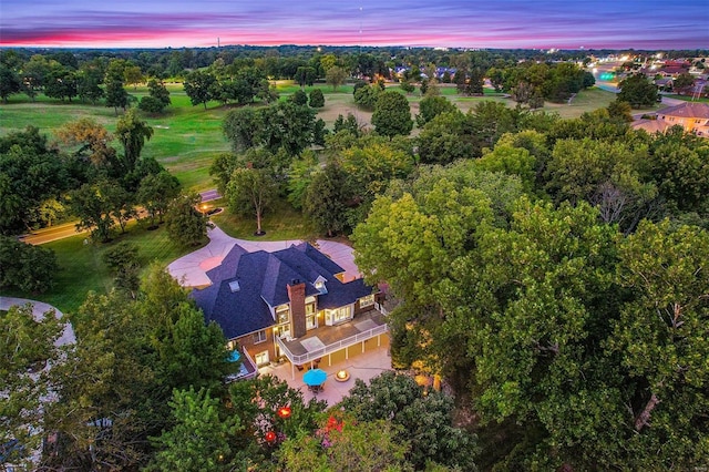 view of aerial view at dusk