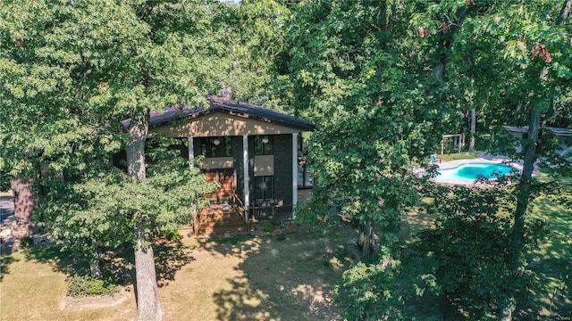 view of outbuilding