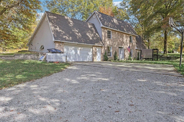 view of front facade with a garage