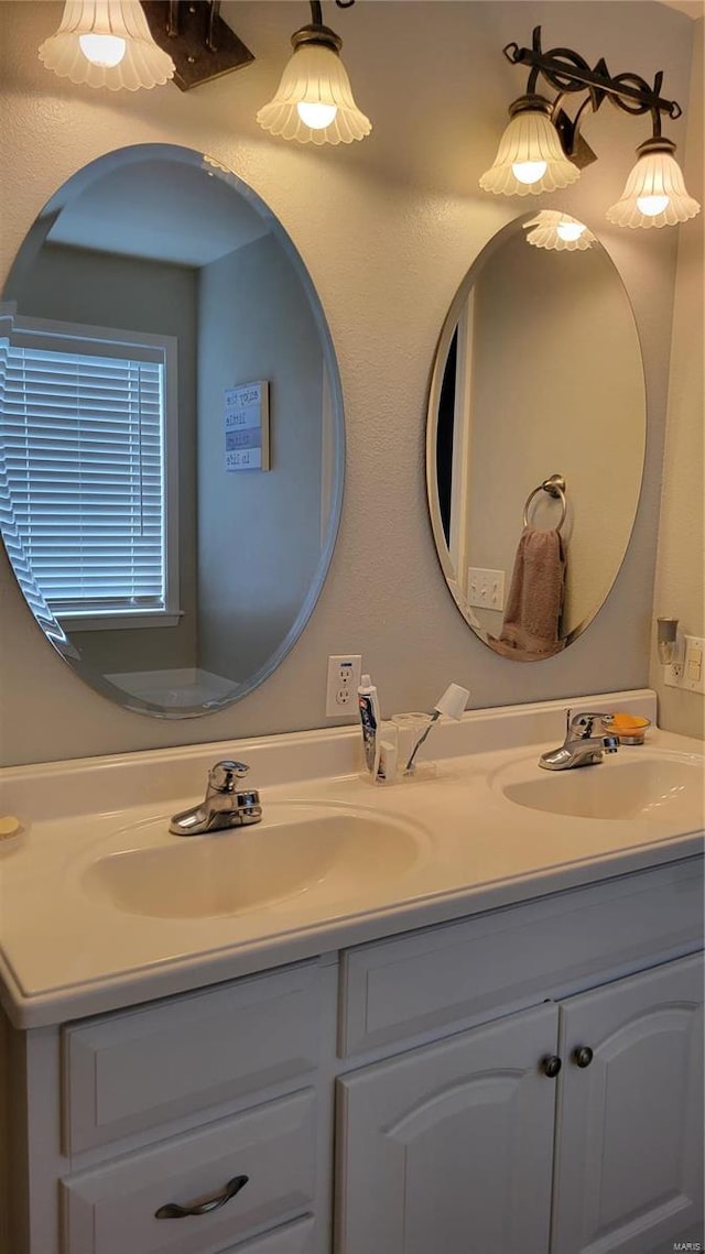 bathroom with vanity