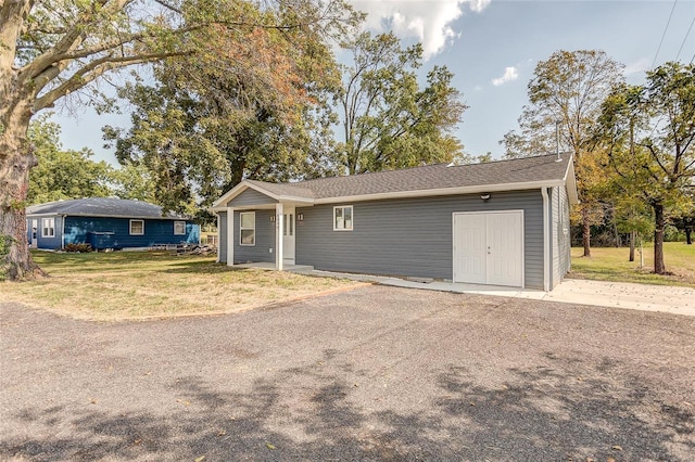 view of front of home with a front yard