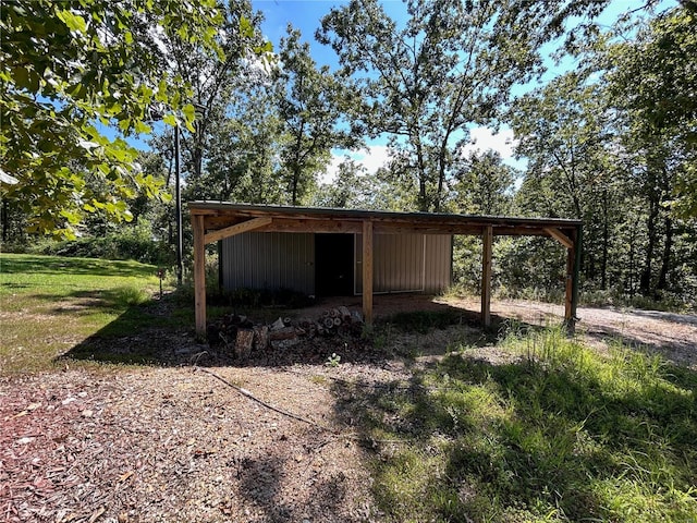 view of outdoor structure