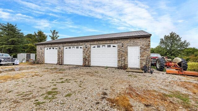 view of detached garage