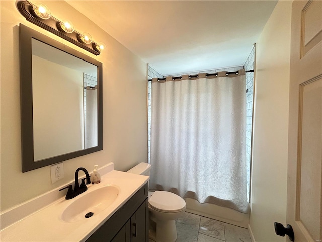 full bathroom featuring vanity, toilet, and shower / bath combo with shower curtain