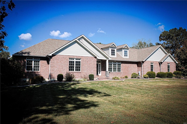 view of front of house with a front yard