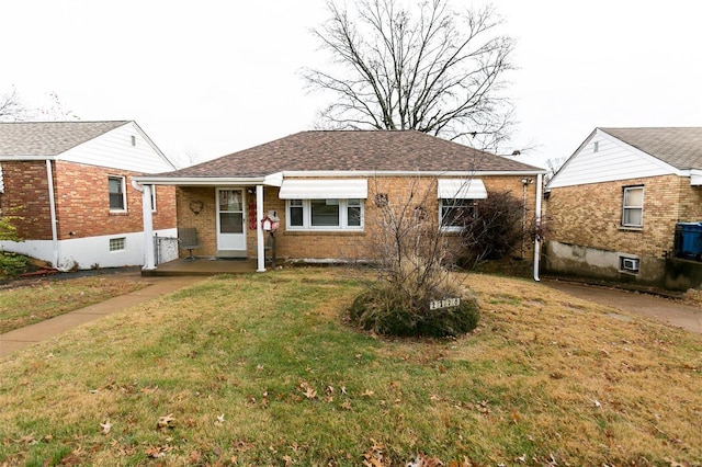 view of front of house with a front yard