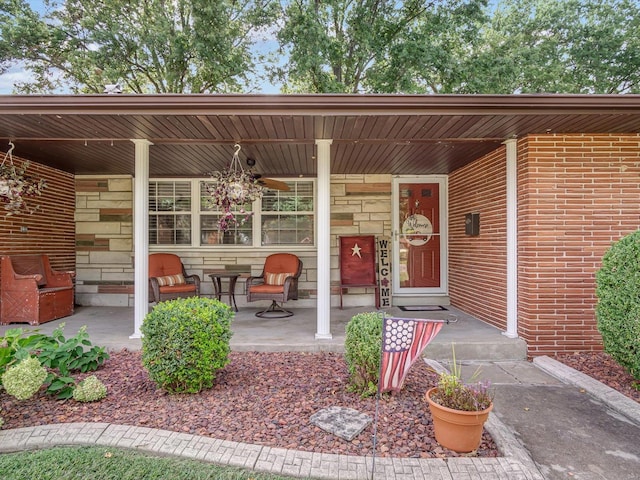 doorway to property featuring a porch