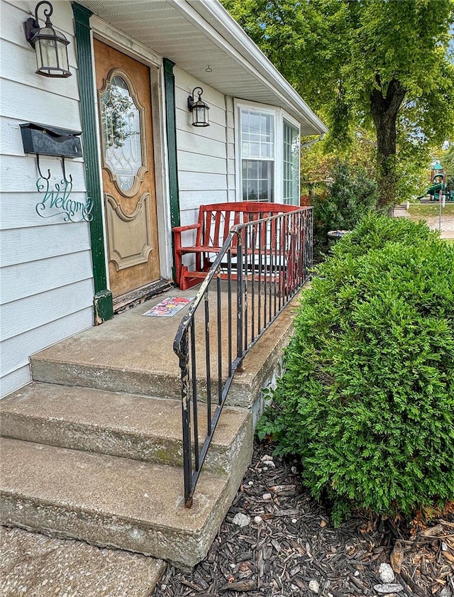 view of property entrance