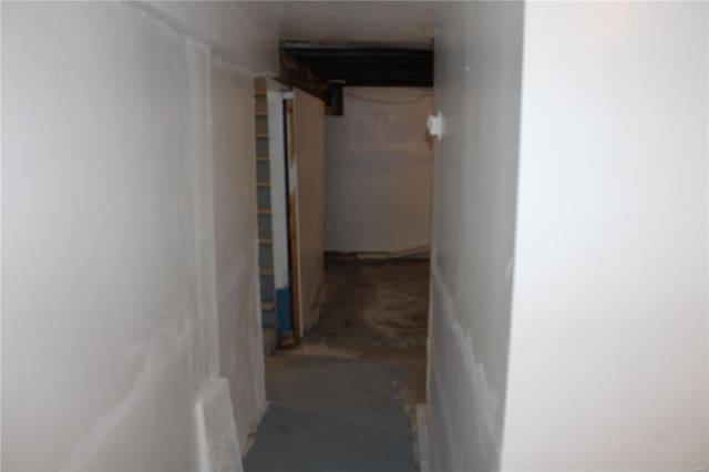 corridor featuring concrete flooring