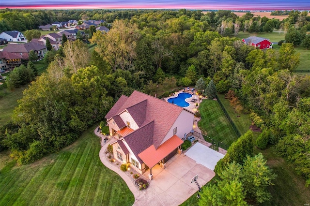 view of aerial view at dusk