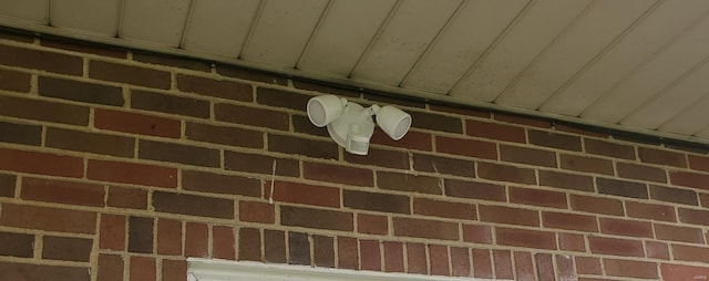 view of exterior details