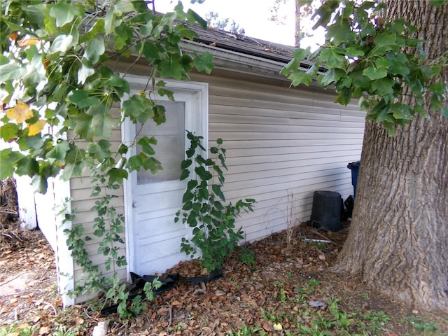view of home's exterior