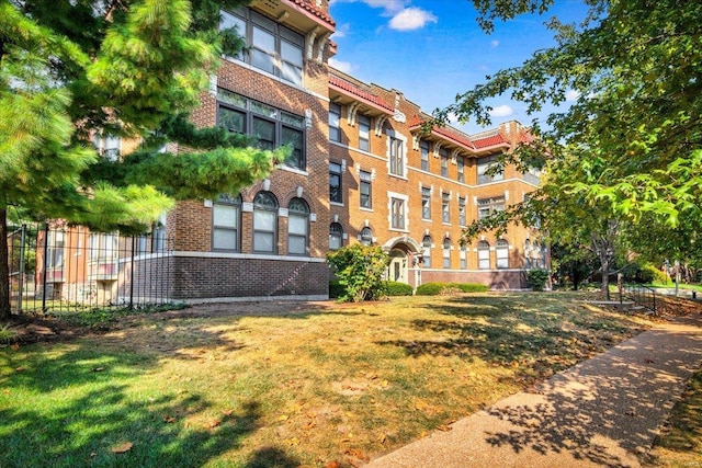 view of building exterior