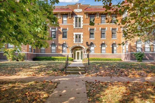 view of building exterior