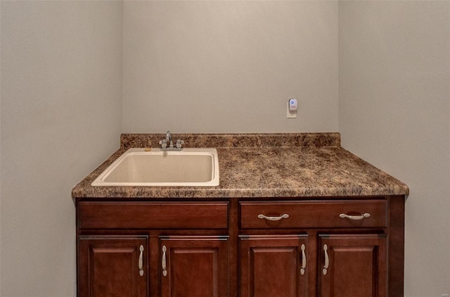 bathroom featuring sink