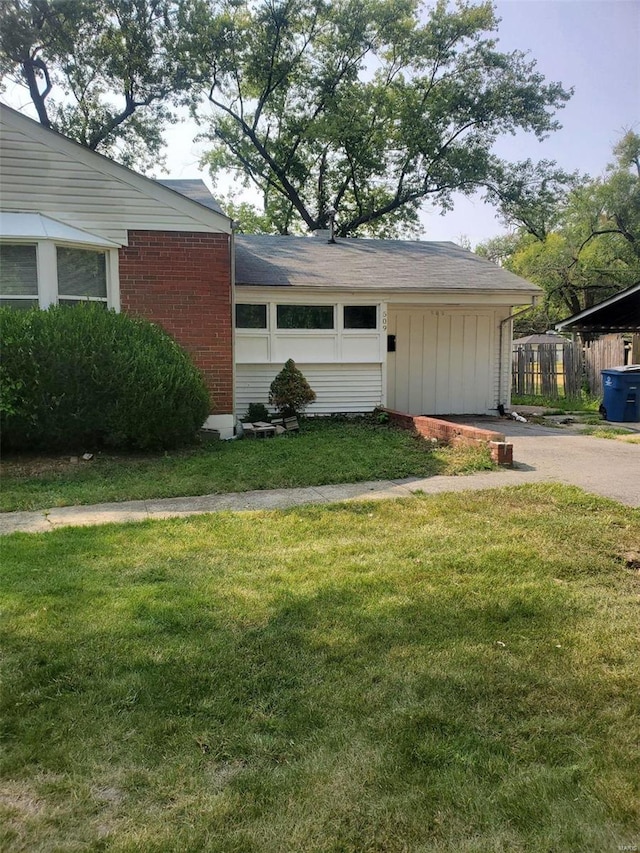 exterior space with a front yard