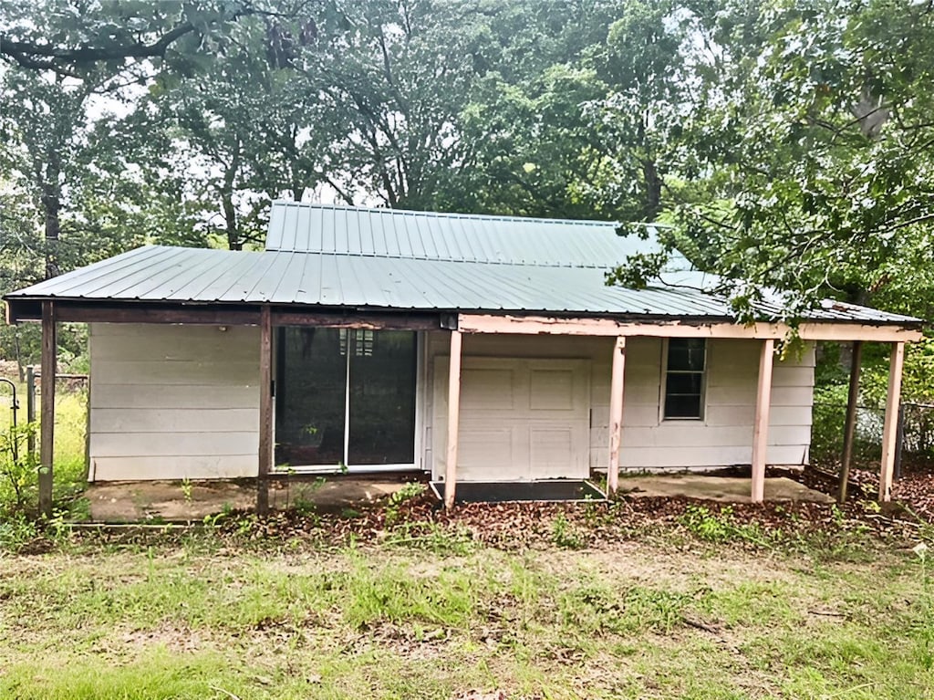 view of back of house