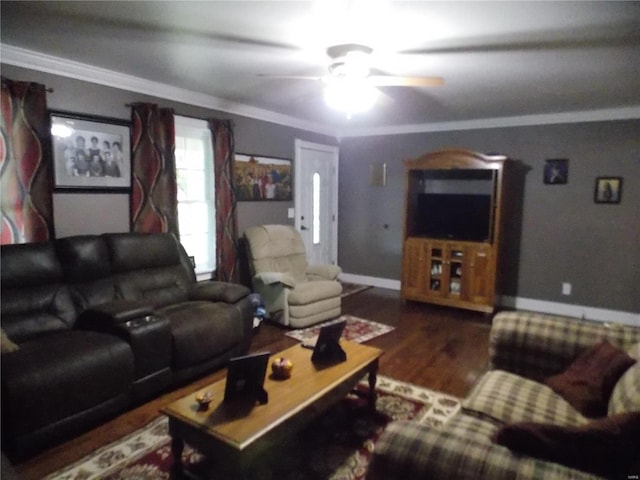 living room featuring ceiling fan, crown molding, and hardwood / wood-style floors