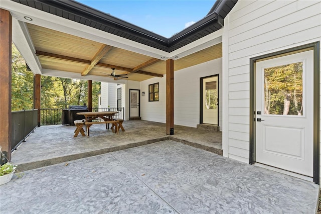 view of patio with ceiling fan