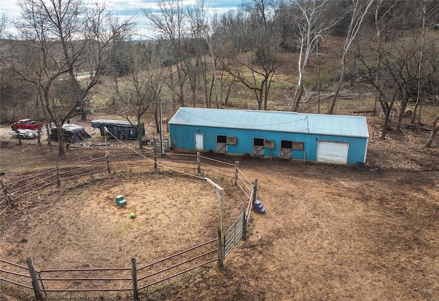 view of front of home with an outbuilding