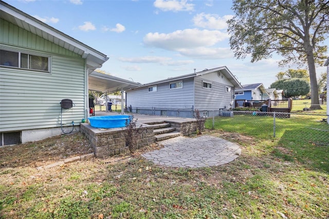 view of yard featuring a patio