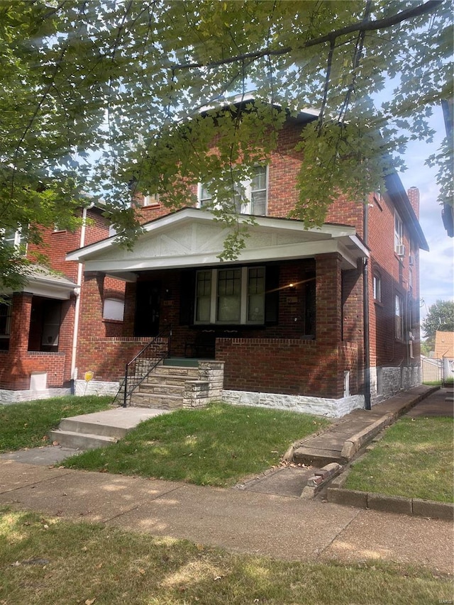 view of front of home with covered porch