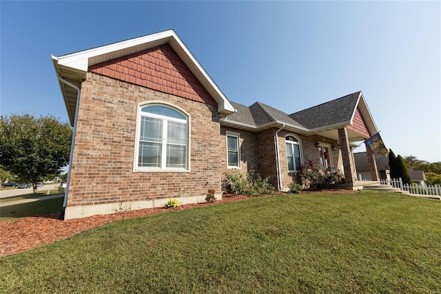 view of front of house with a front yard