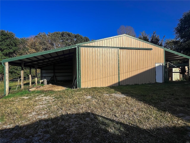 view of outbuilding