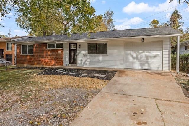 single story home featuring a garage