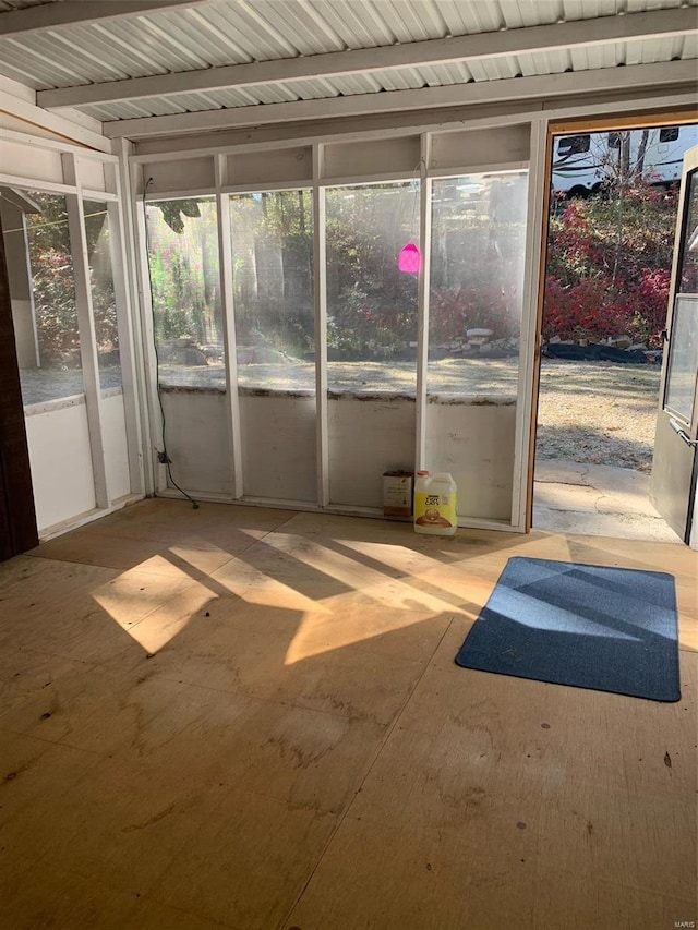 view of unfurnished sunroom