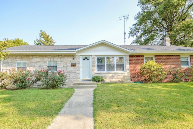 ranch-style home with a front yard