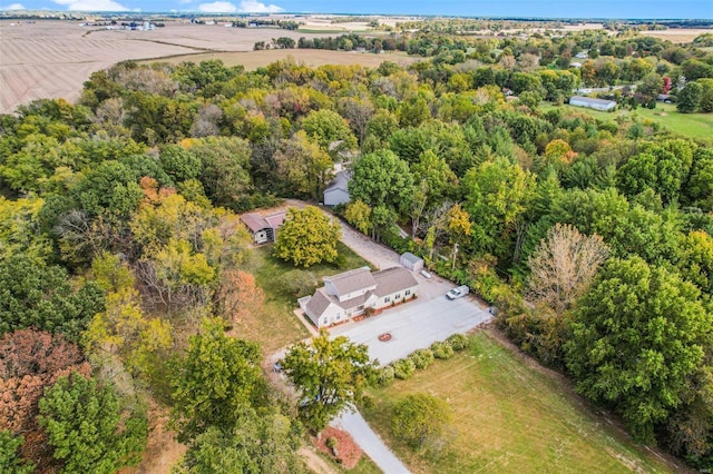 birds eye view of property featuring a rural view