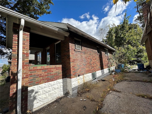 view of home's exterior