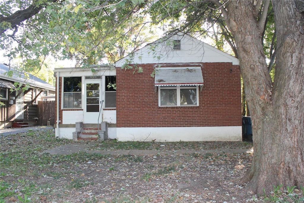 view of front facade