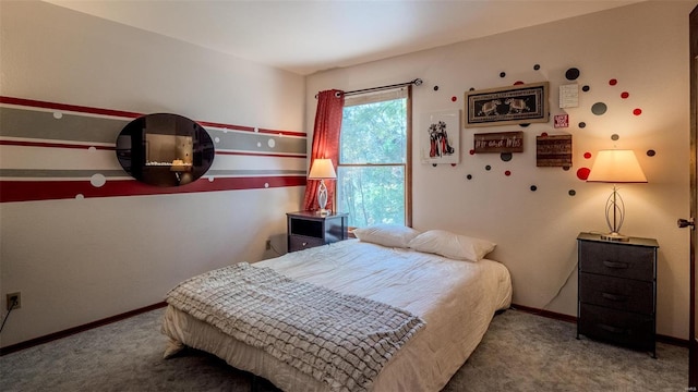 bedroom featuring carpet floors