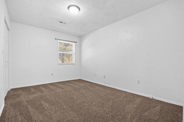 empty room with carpet