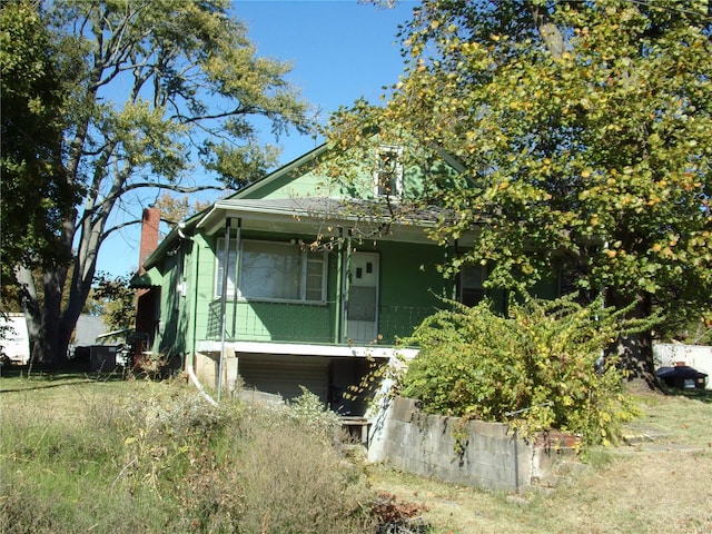 view of home's exterior