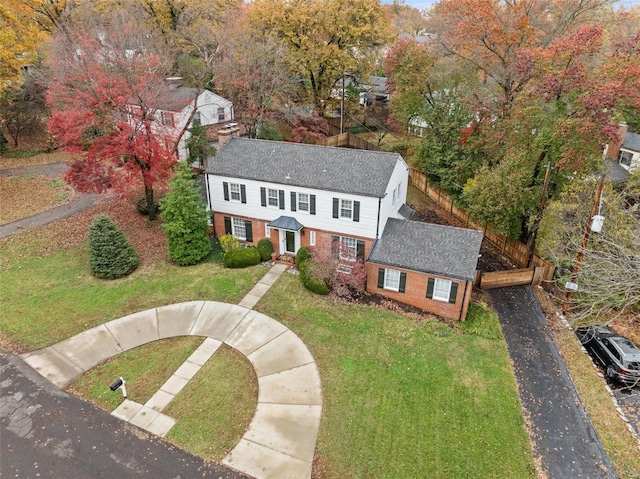 view of front of property with a front lawn