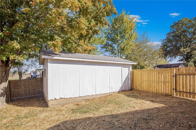 view of outbuilding