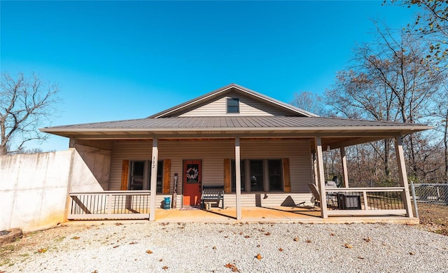 view of front facade featuring covered porch