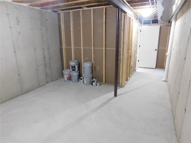 view of unfinished basement