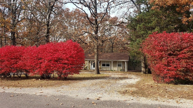 view of front of property featuring covered porch