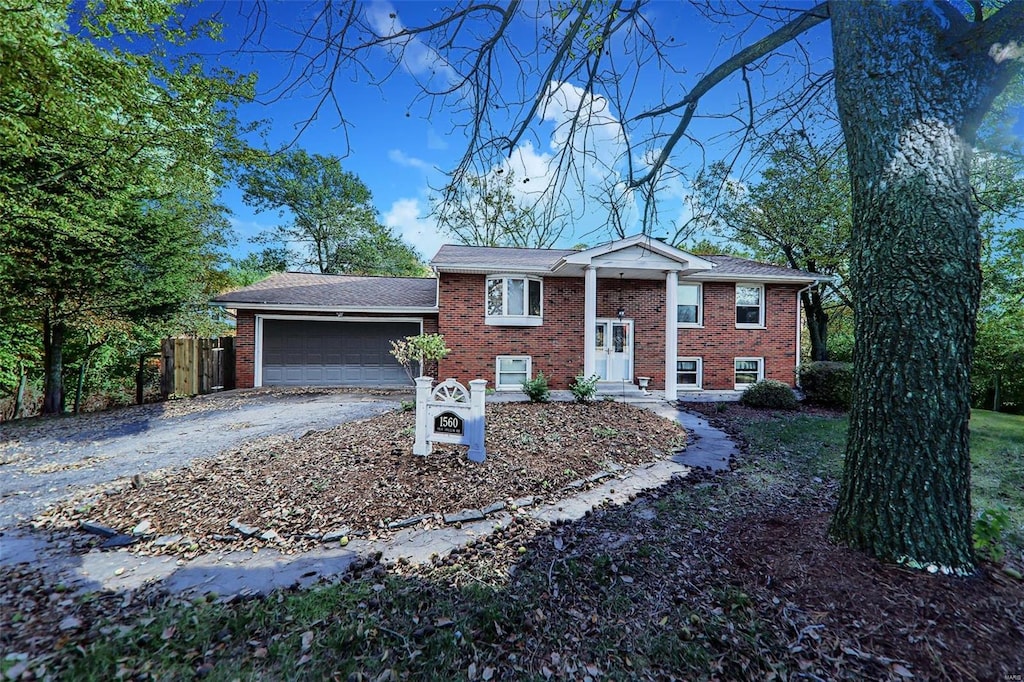 view of front of house featuring a garage