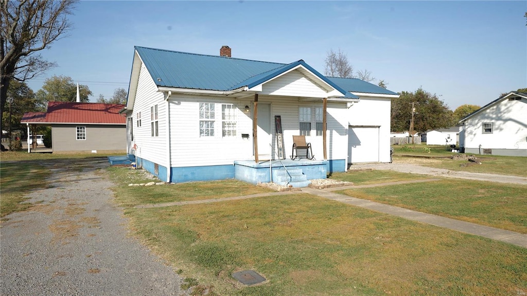 bungalow with a front yard