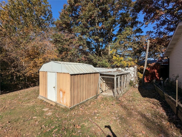 view of outdoor structure