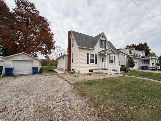 view of front of property featuring a front yard