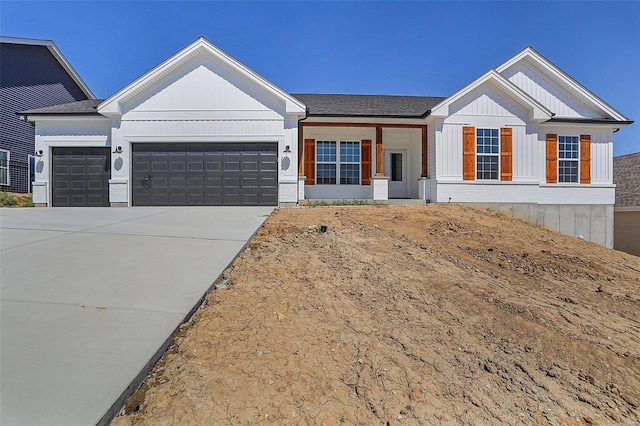 view of front of house featuring a garage