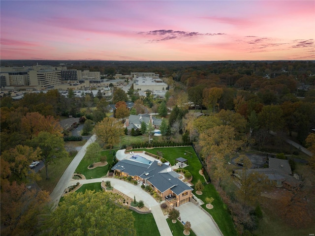 view of aerial view at dusk